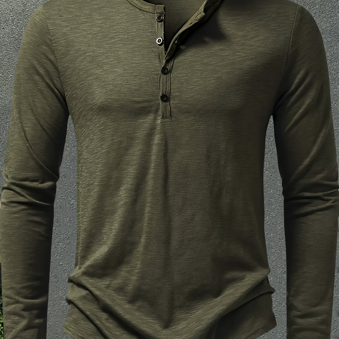 Men's Slub Knit Henley Shirt with Curved Hem