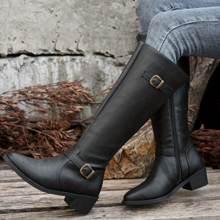 Bottes pour femme montant jusqu’au genou avec détail de bride à boucle