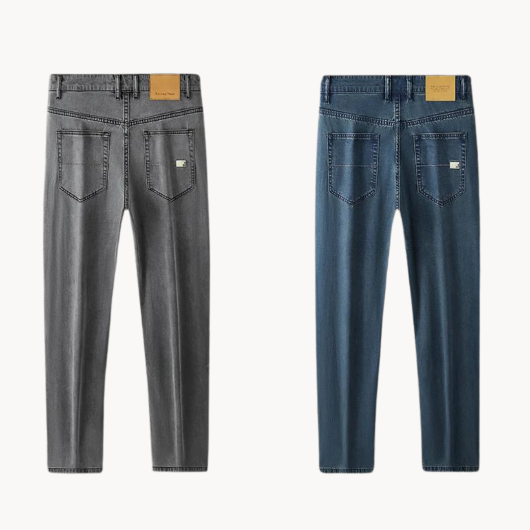 Men's Straight Leg Denim Jeans in a Regular Fit