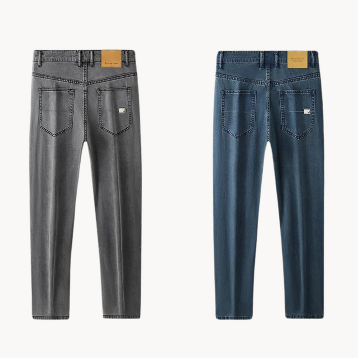 Men's Straight Leg Denim Jeans in a Regular Fit