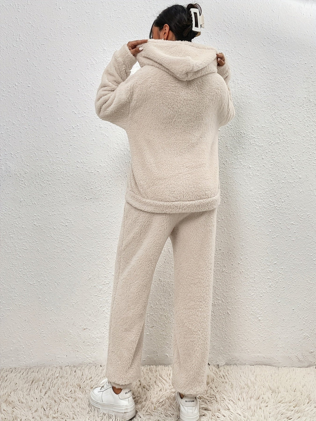 Women's Teddy Fleece Hooded Lounge Set with Relaxed Trousers
