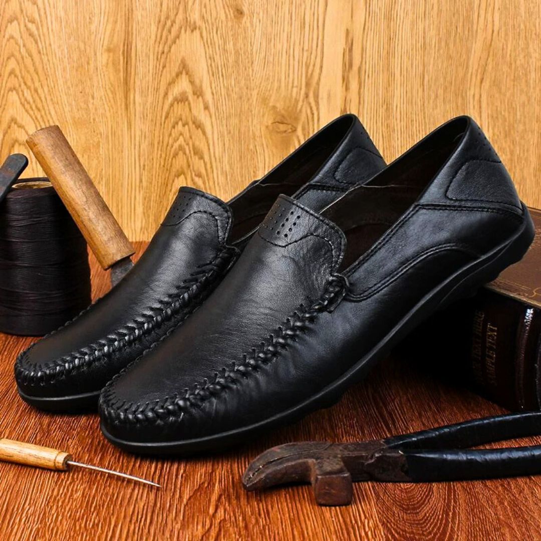 Men's Leather Moccasin Loafers with Flexible Sole