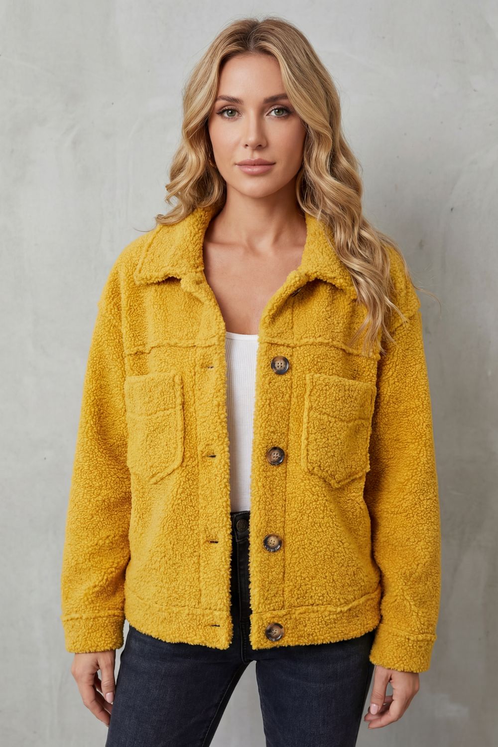 Veste en polaire texturée boutonnée avec poches avant pour femme