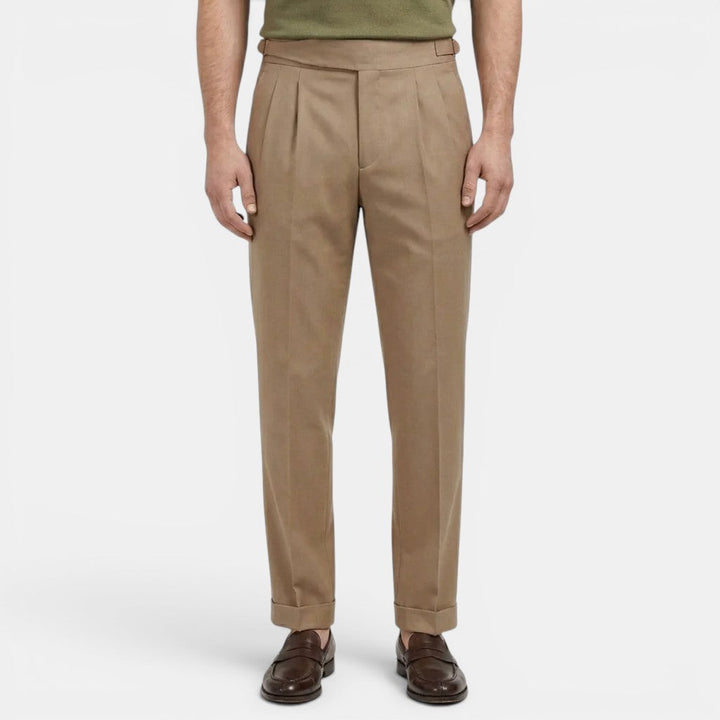 Men's Pleated Tapered Trousers with Turn-Up Hem