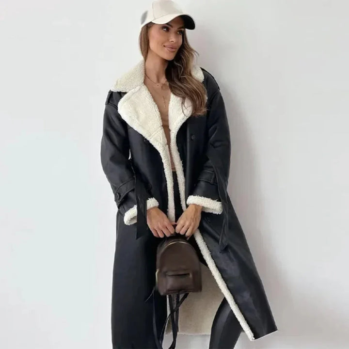 Manteau long pour femme avec bordure en sherpa et fermeture croisée