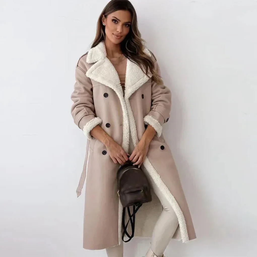 Manteau long pour femme avec bordure en sherpa et fermeture croisée