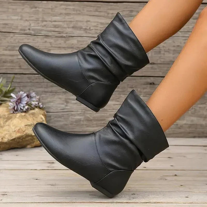Bottines souples pour femme en cuir à semelle plate