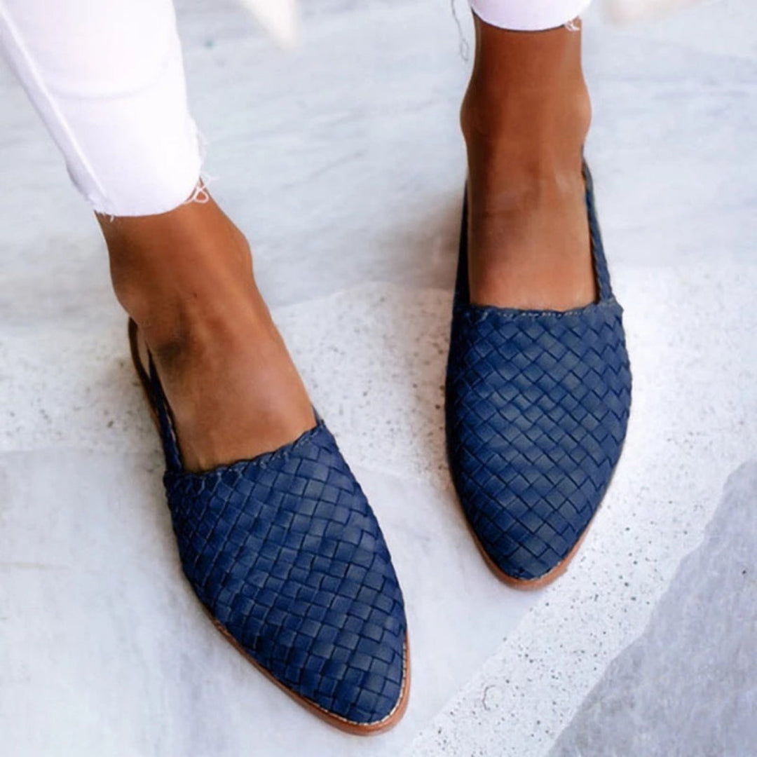 Sandales slingback en cuir tressé à bout pointu pour femme