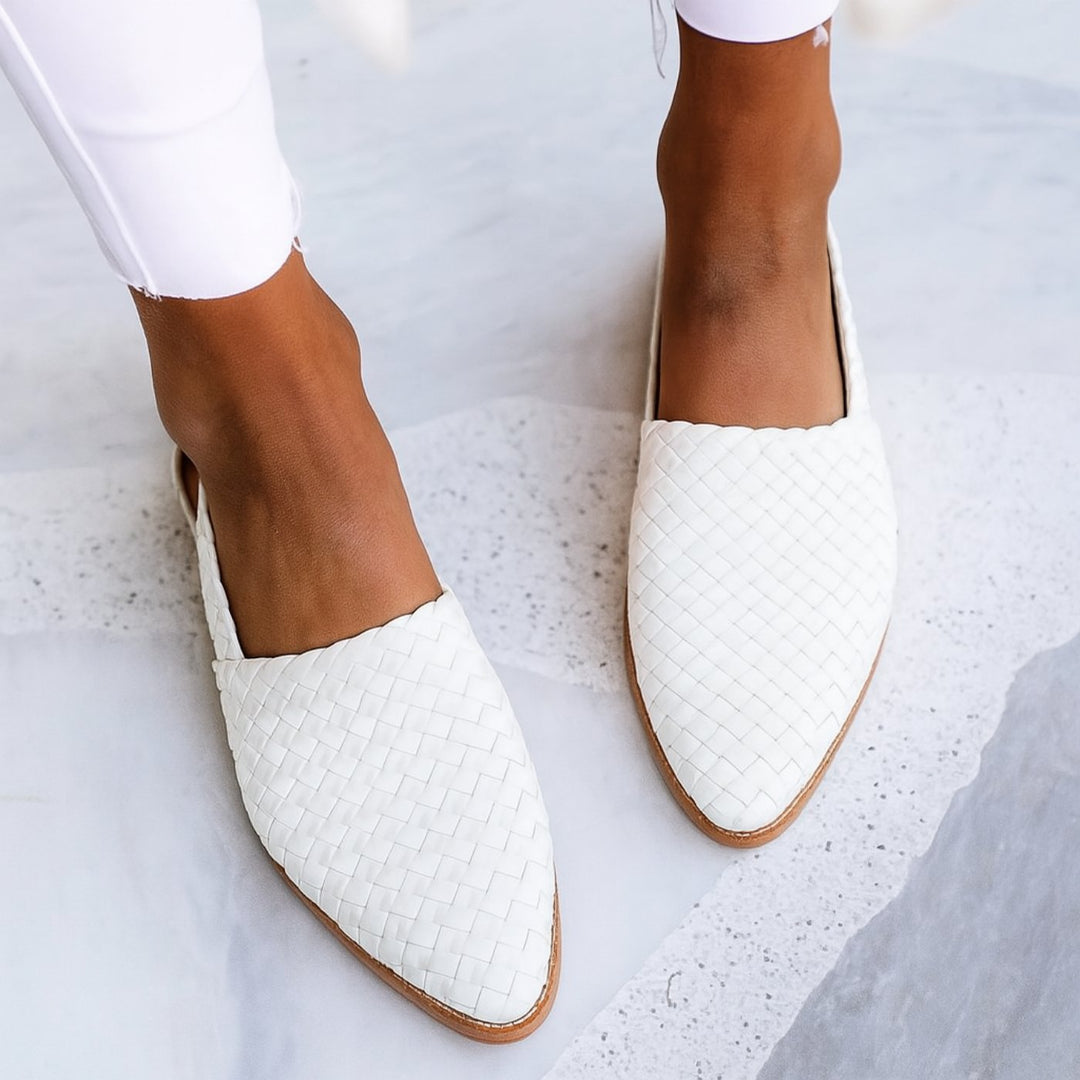 Sandales slingback en cuir tressé à bout pointu pour femme