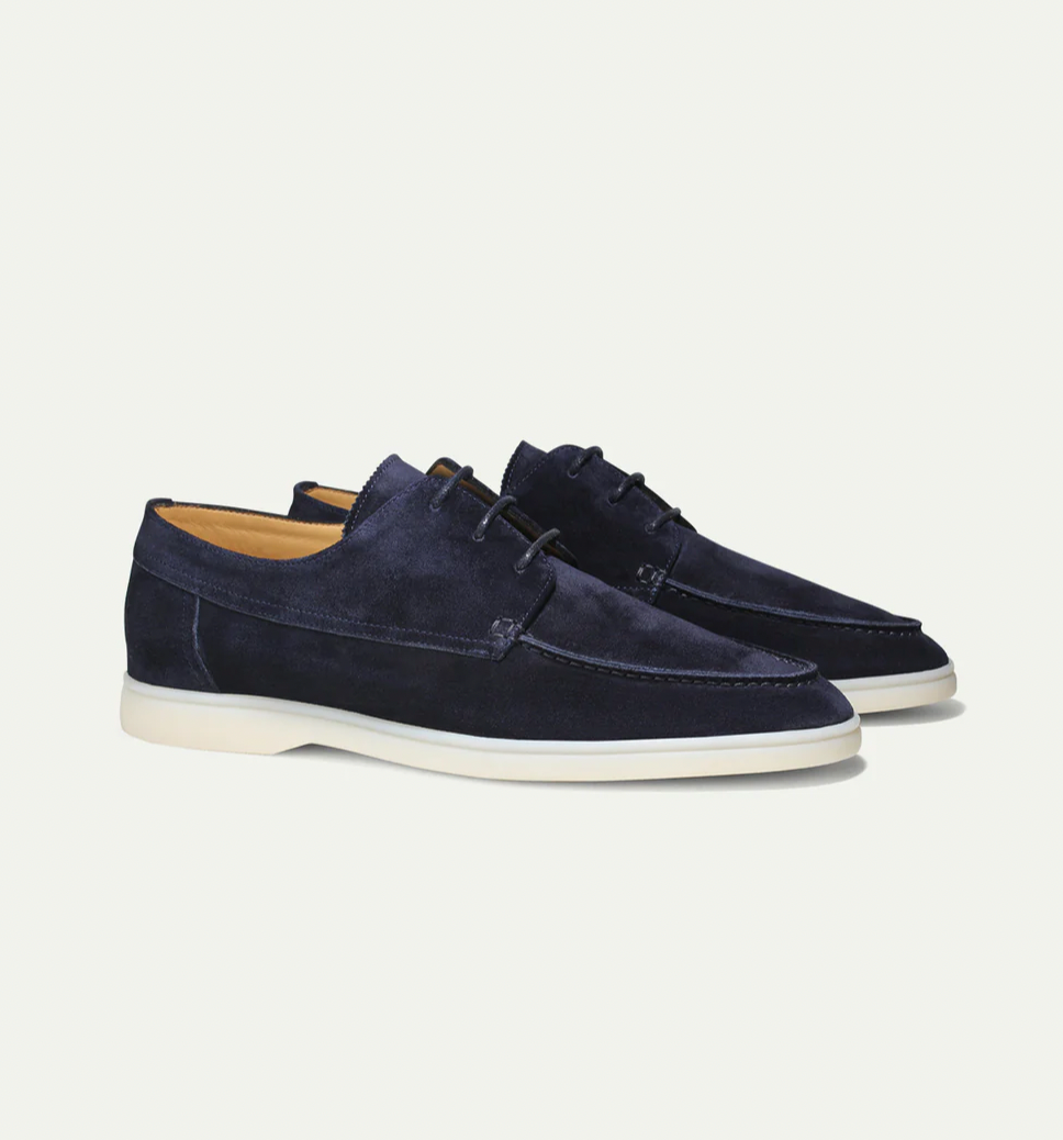 Men's Suede Lace-Up Shoes with Moc-Toe Stitching