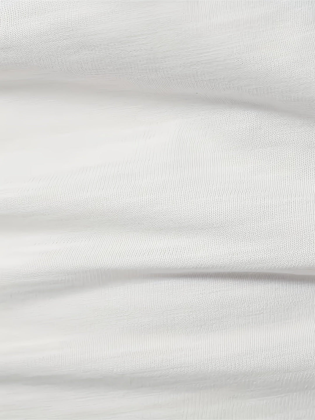 Men's Slub Knit Henley Shirt with Curved Hem