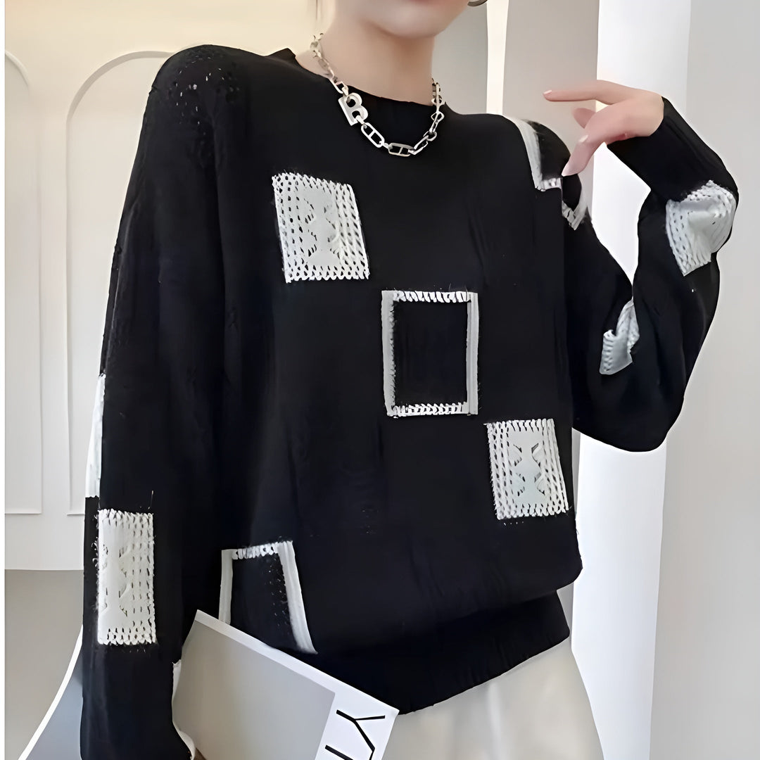 Women's Colourblock Knit Jumper in a Relaxed Fit