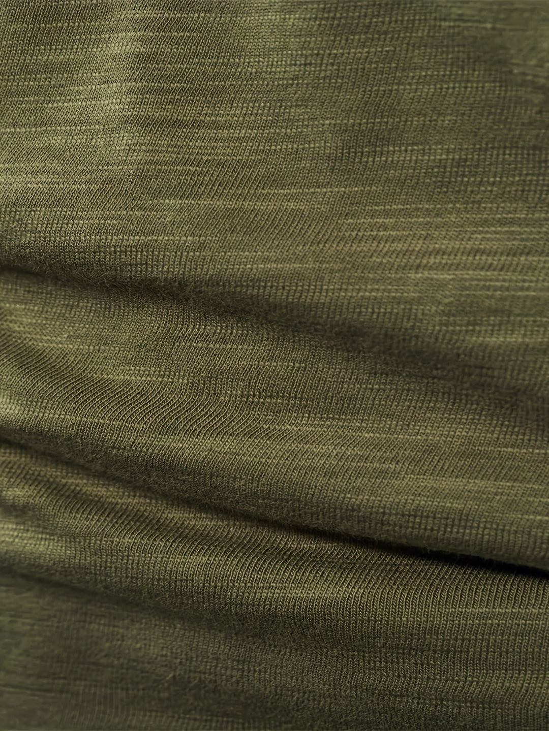 Men's Slub Knit Henley Shirt with Curved Hem