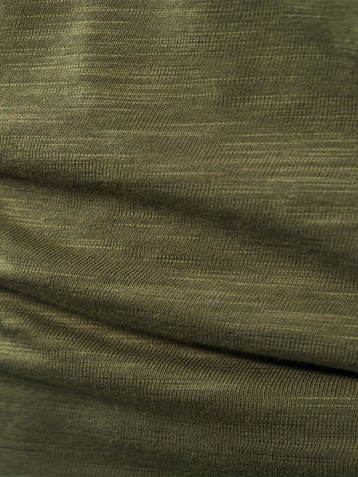 Men's Slub Knit Henley Shirt with Curved Hem