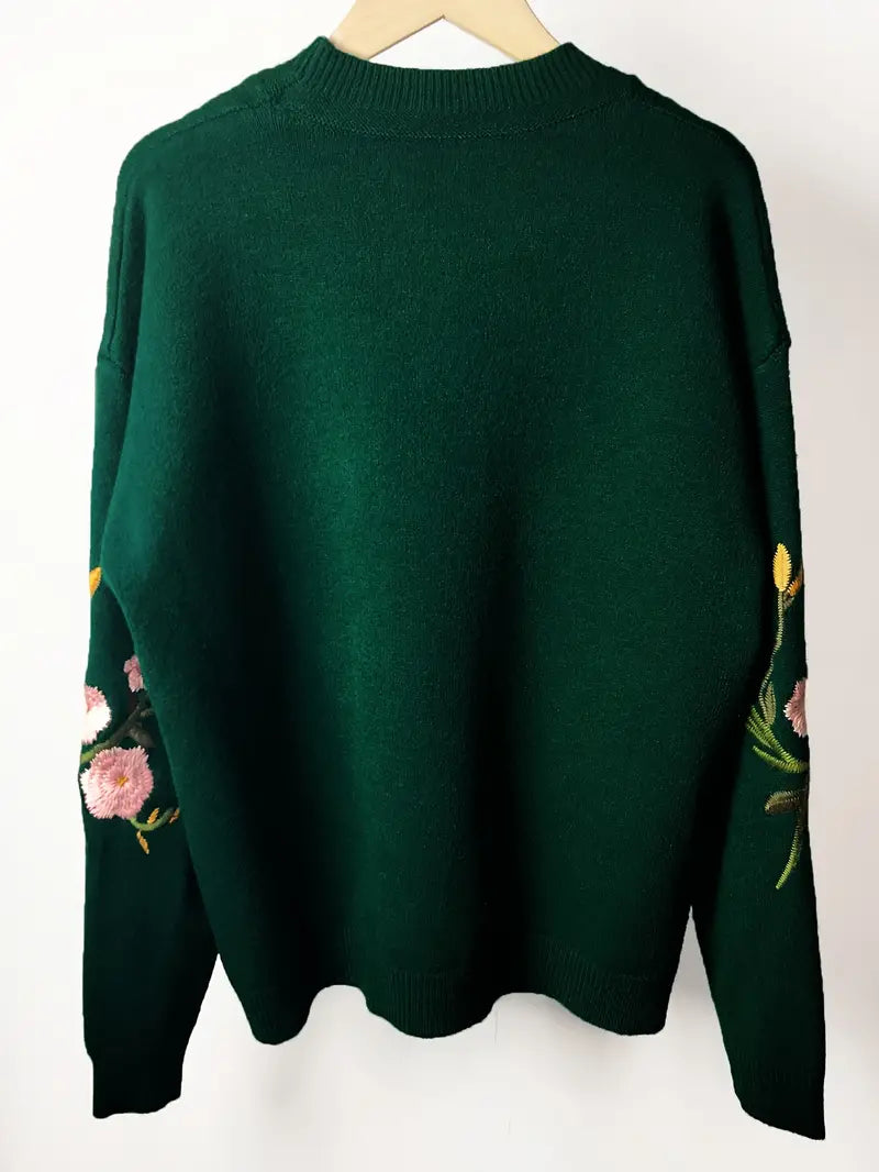 Women's Embroidered Knitted Jumper with Crew Neck Relaxed Fit