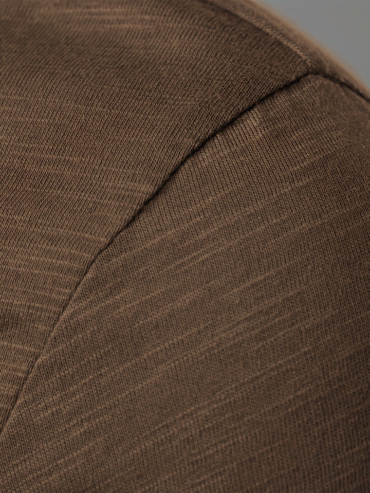 Men's Slub Knit Henley Shirt with Curved Hem