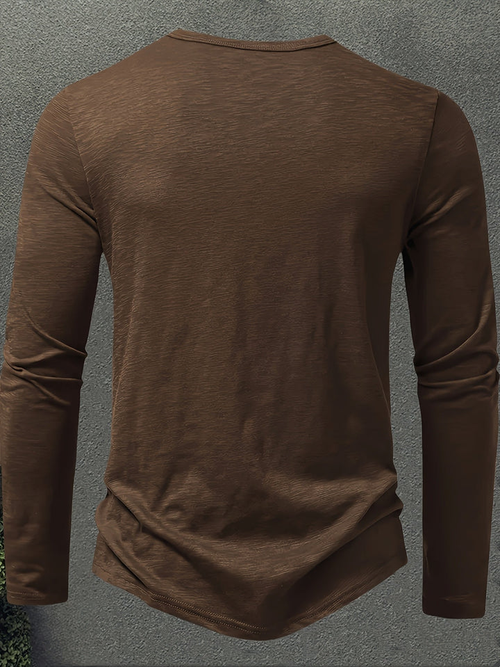 Men's Slub Knit Henley Shirt with Curved Hem
