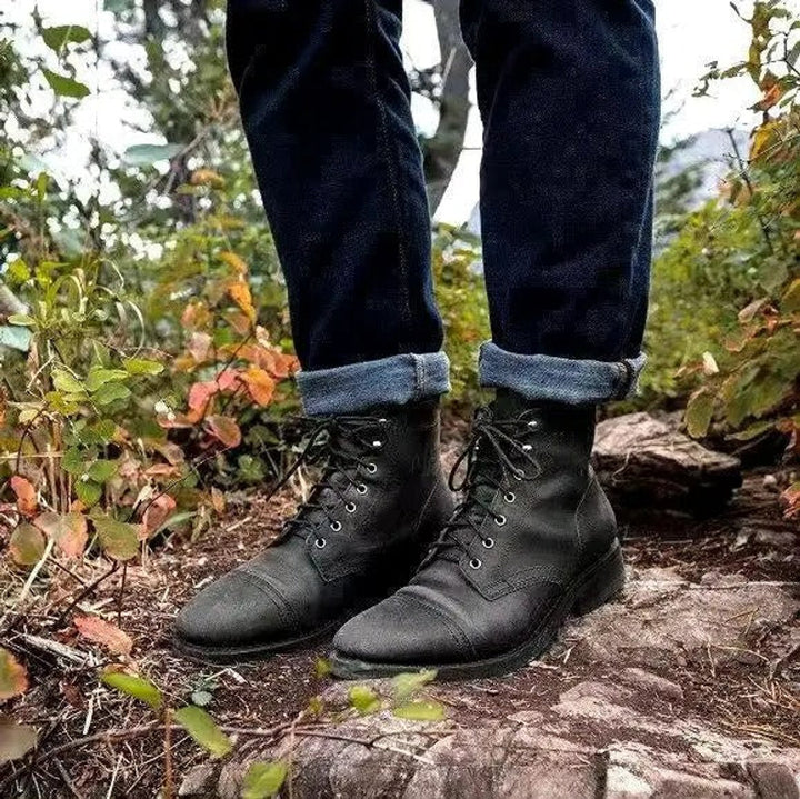 Men's Distressed Leather Round-Toe Work Boots