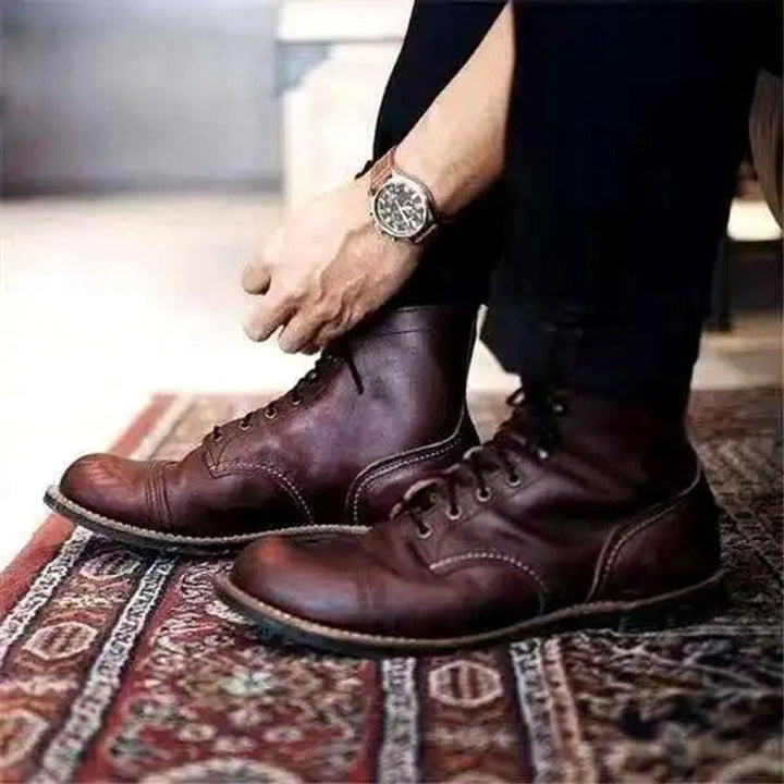 Men's Distressed Leather Round-Toe Work Boots