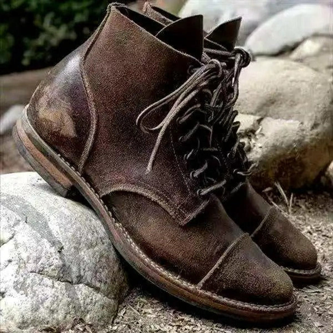 Men's Distressed Leather Round-Toe Work Boots